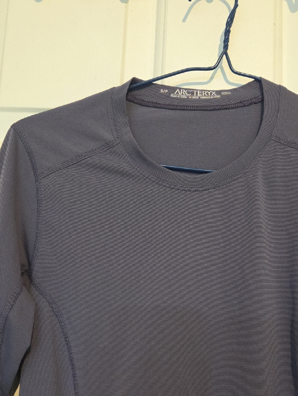 Arc'teryx Purple Long Sleeve Shirt - Picture 3 of 10
